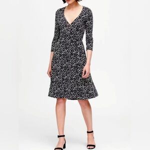 Banana Republic Wrinkle Free Wrap Dress